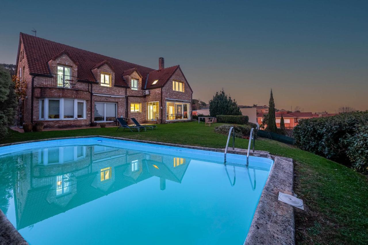Bista Eder Hotel & Lodge Хондарибия Екстериор снимка